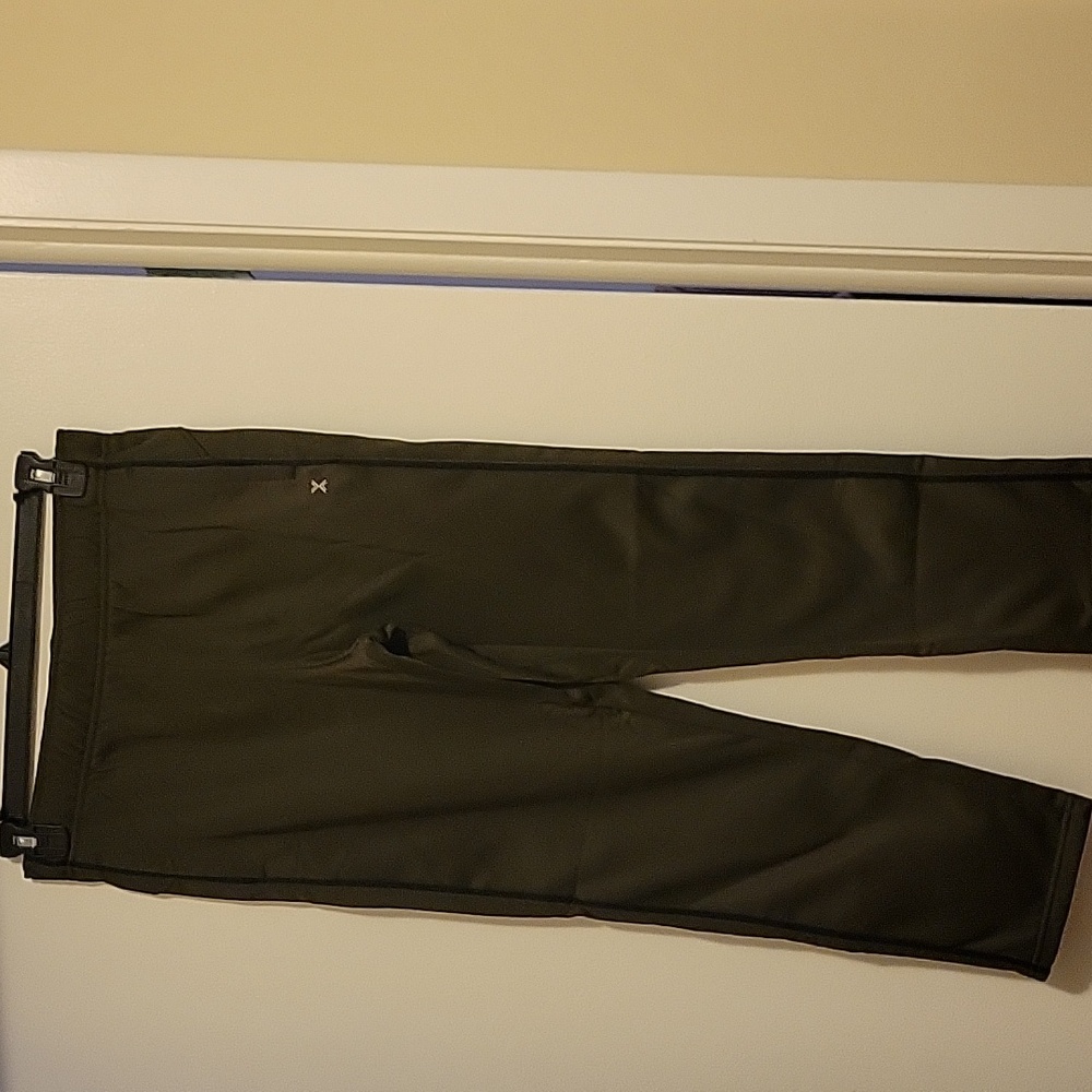 NWOT: Xersion Boys Husky Quick-Dri Sweat Pants